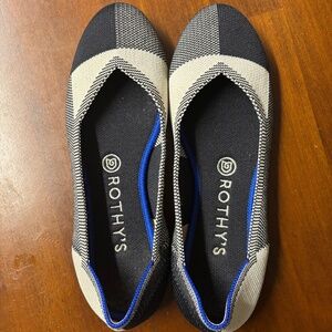 Rothy’s rounded toe ballet flats